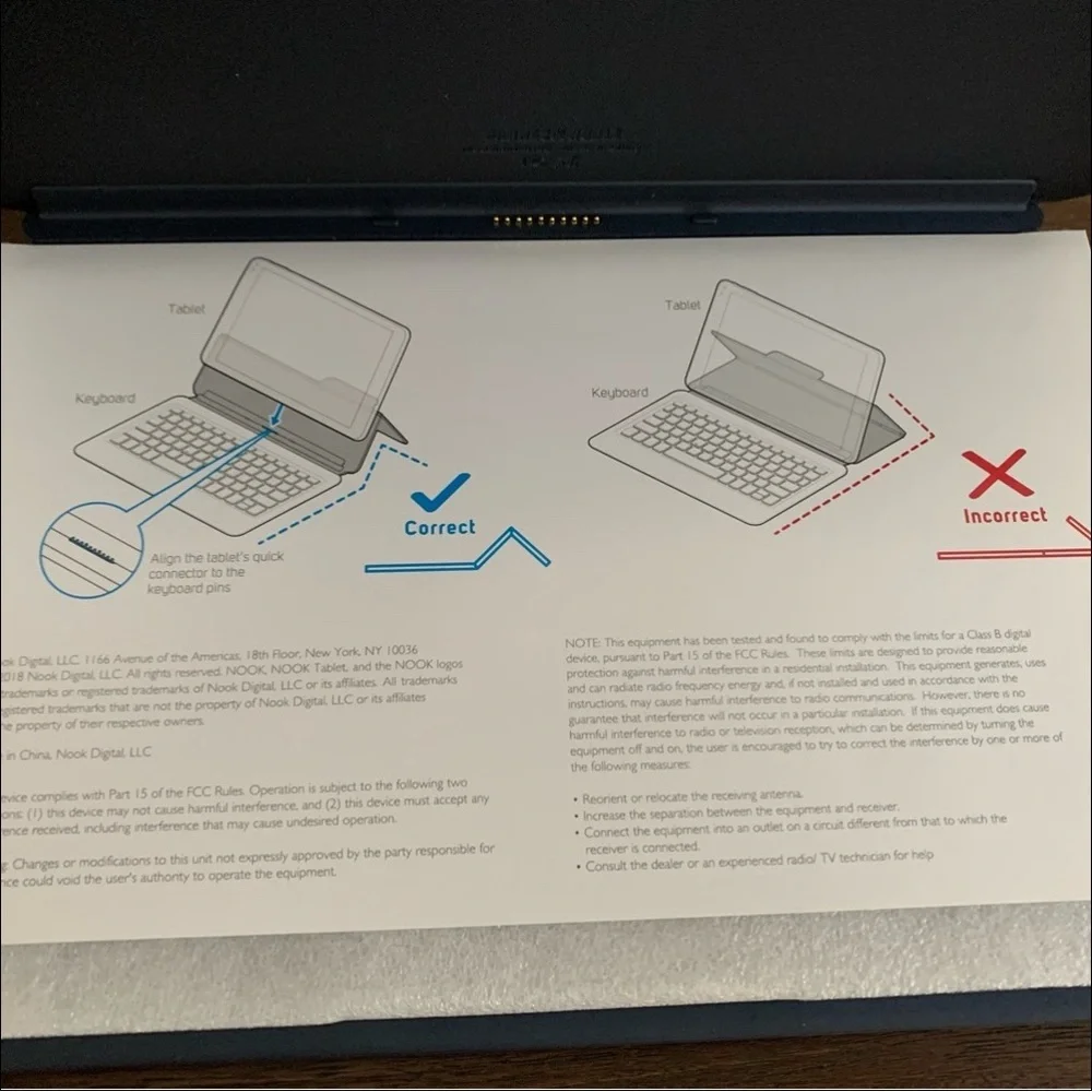 Nook 10.1 Smart Keyboard (navy blue) New in package